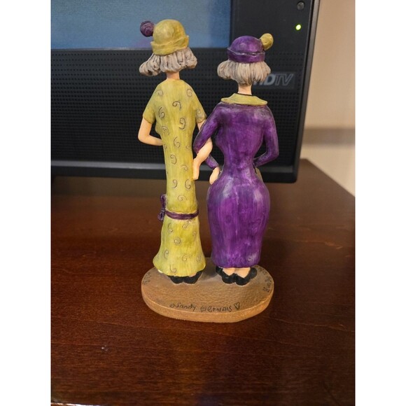 Sandy Gervais Statue If We Live to Be a Hundred & 3 Best Friends We Will Be - Picture 2 of 4